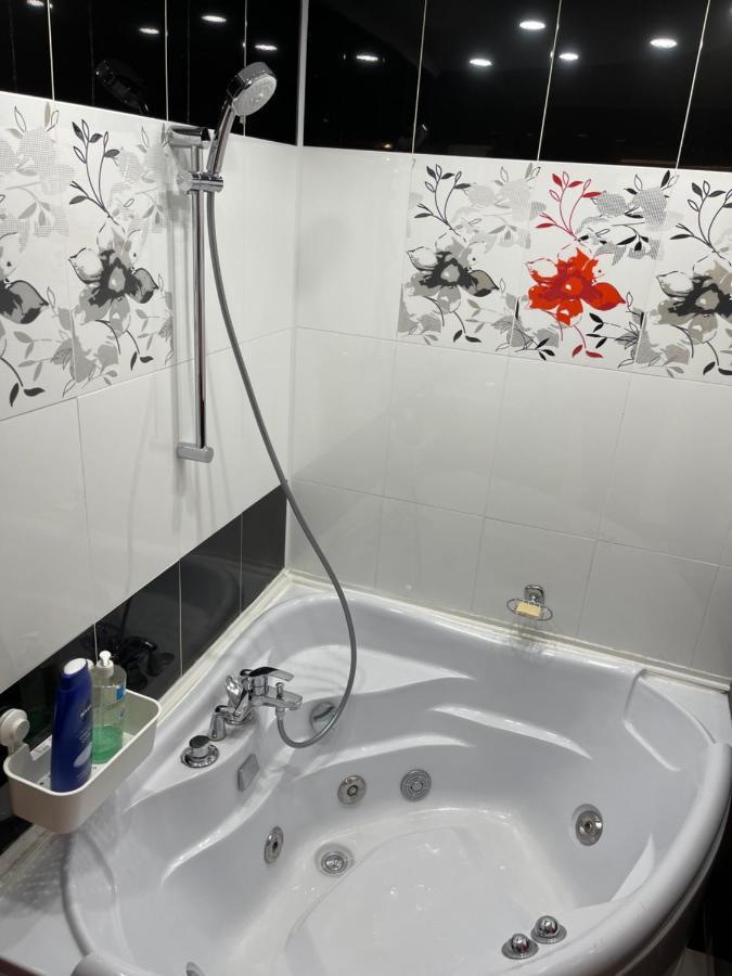 Start 1 Apartment Bucharest